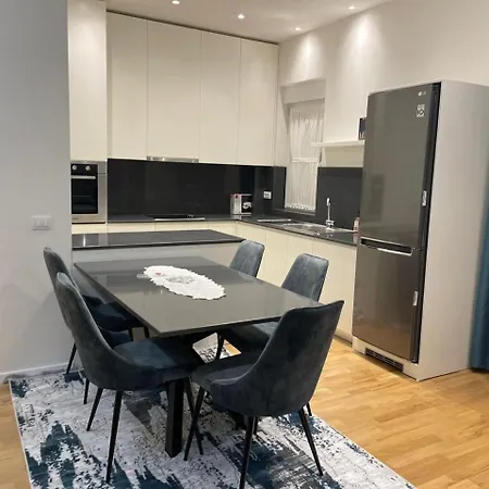 In Touch Of Sun Tirana * Farke e Madhe